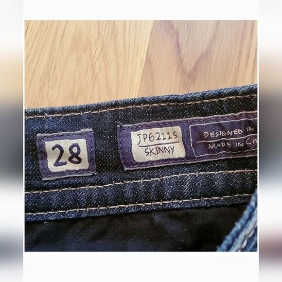 **Rare** Miss Me Sequins and crystal jeans - Picture 5 of 7